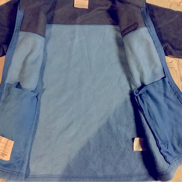 COLUMBIA JACKET IN PERFECT SHAPE. - Picture 4 of 5